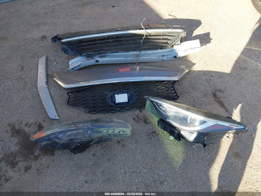 2019 Infiniti Qx30 Luxe VIN: SJKCH5CP7KA008697 Lot: 44469894