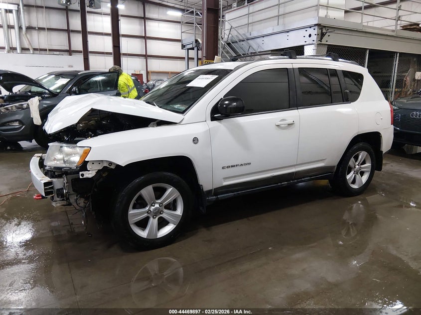 2011 JEEP COMPASS auction photo 2