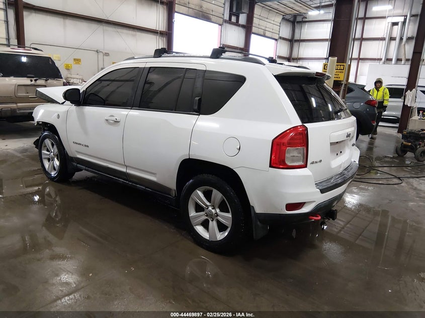 2011 JEEP COMPASS auction photo 3
