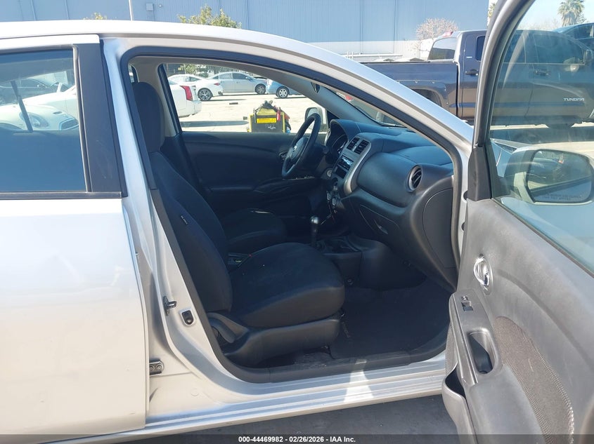 2012 Nissan Versa 1.6 Sl