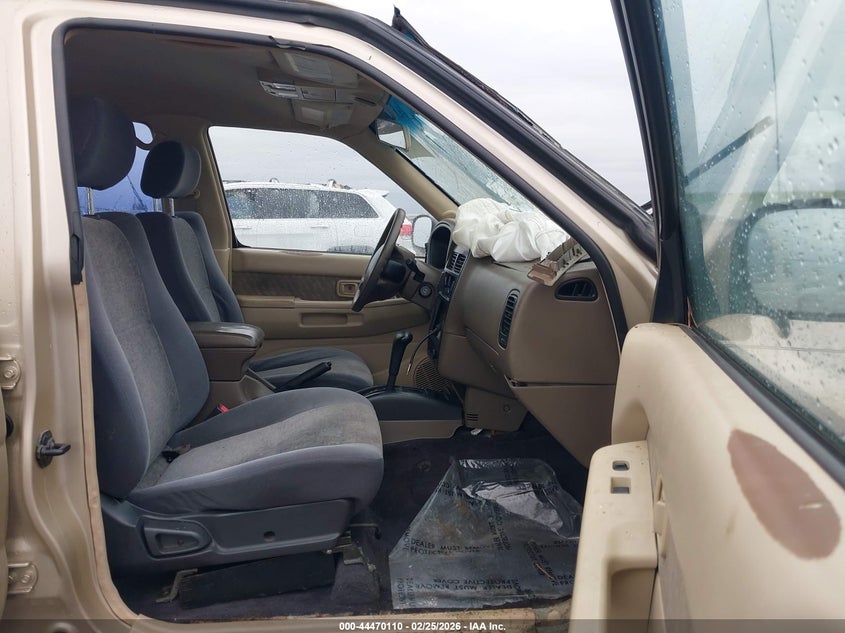 1997 Nissan Pathfinder Le/Xe