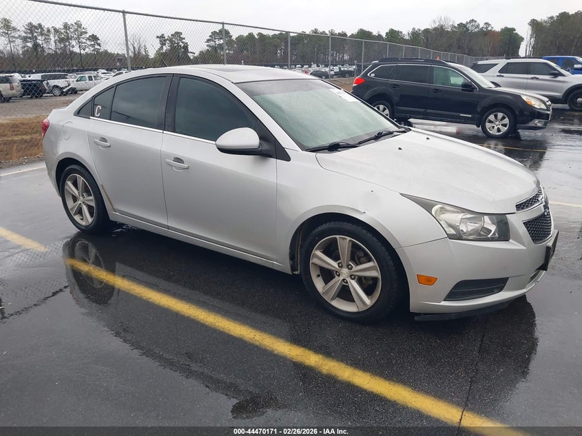CHEVROLET CRUZE 2013. Lot# 44470171. VIN 1G1PE5SB2D7138849. Photo 1