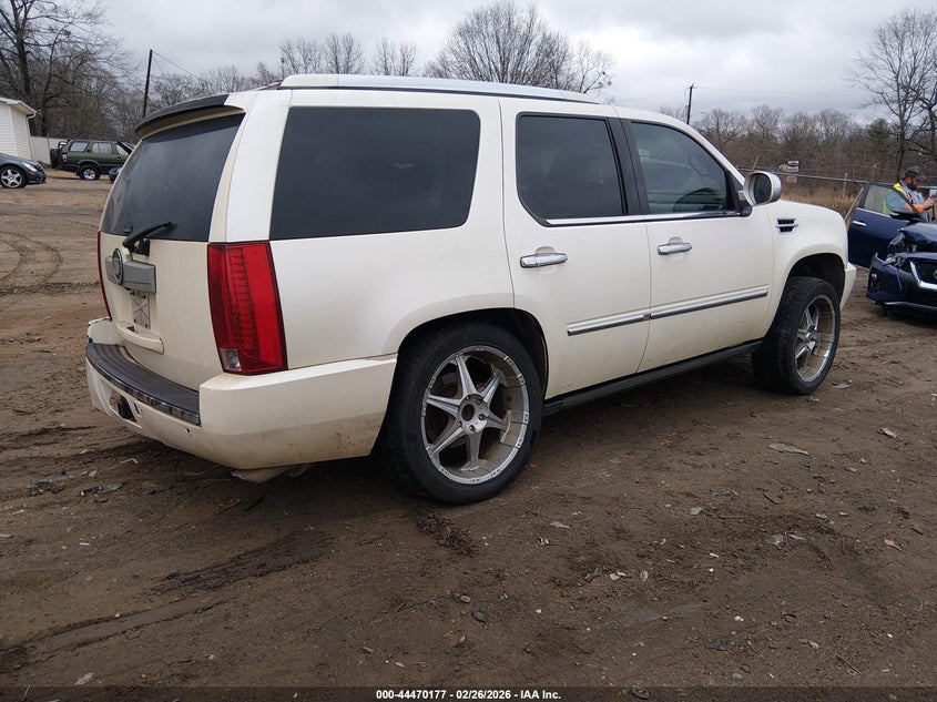 2007 Cadillac Escalade Standard