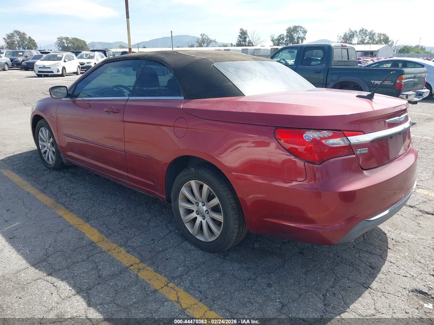 2012 Chrysler 200 Touring