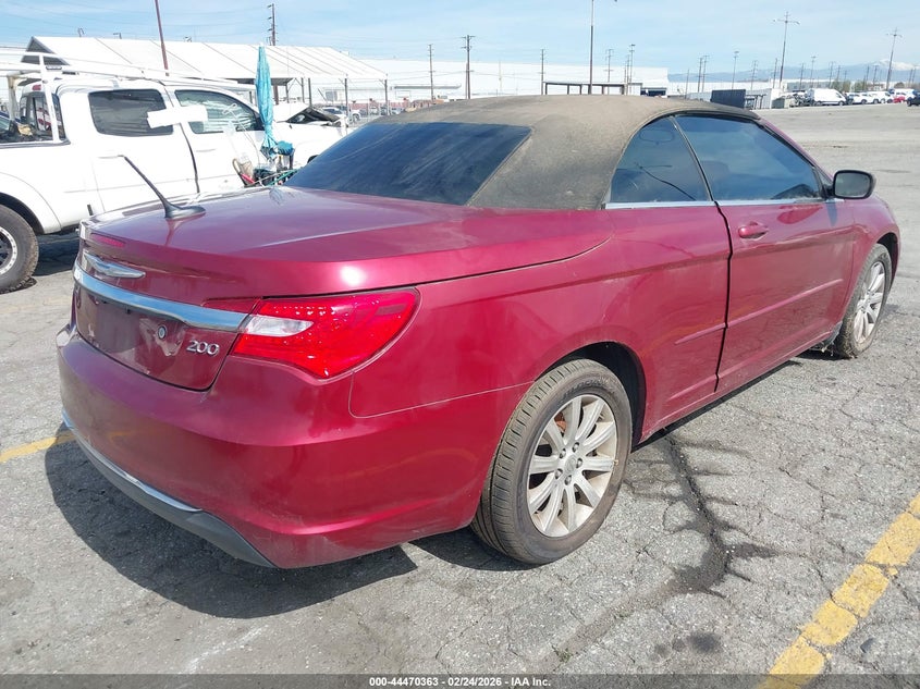 2012 Chrysler 200 Touring