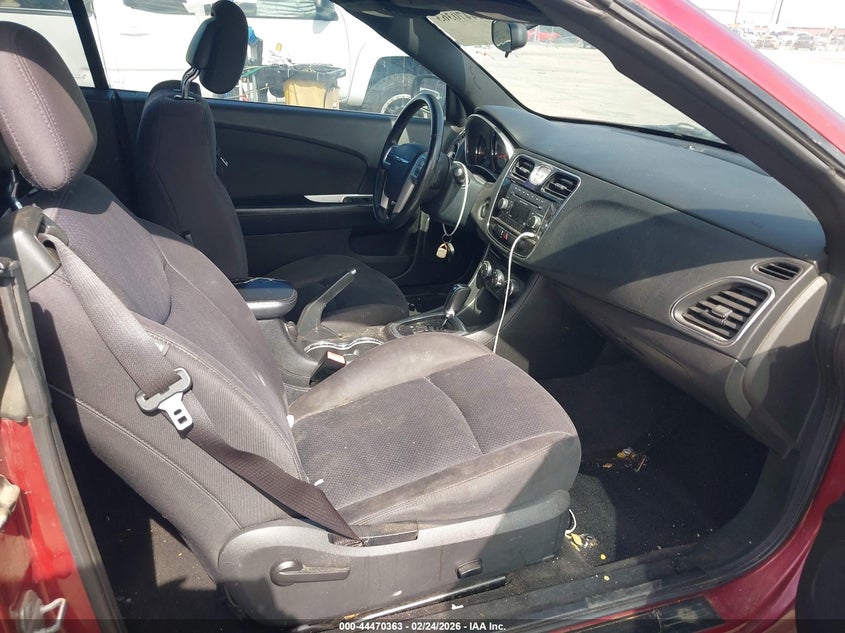 2012 Chrysler 200 Touring