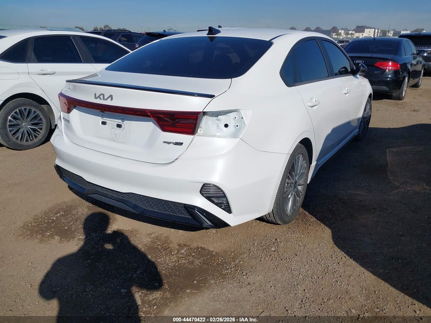 2022 Kia Forte Gt-Line