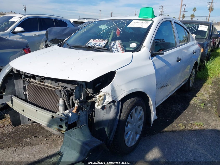 2016 Nissan Versa 1.6 S+