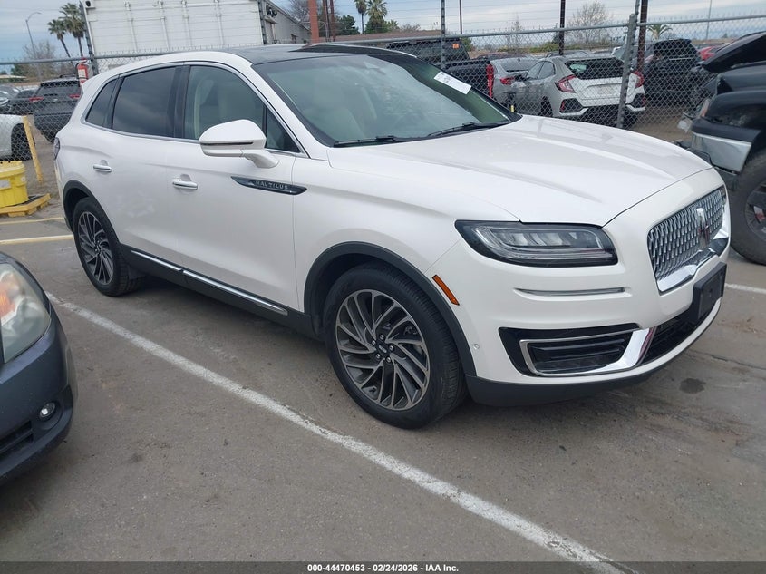 2019 Lincoln Nautilus Reserve