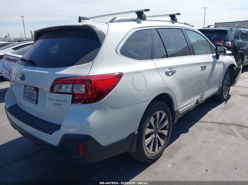 2018 Subaru Outback 3.6R Touring