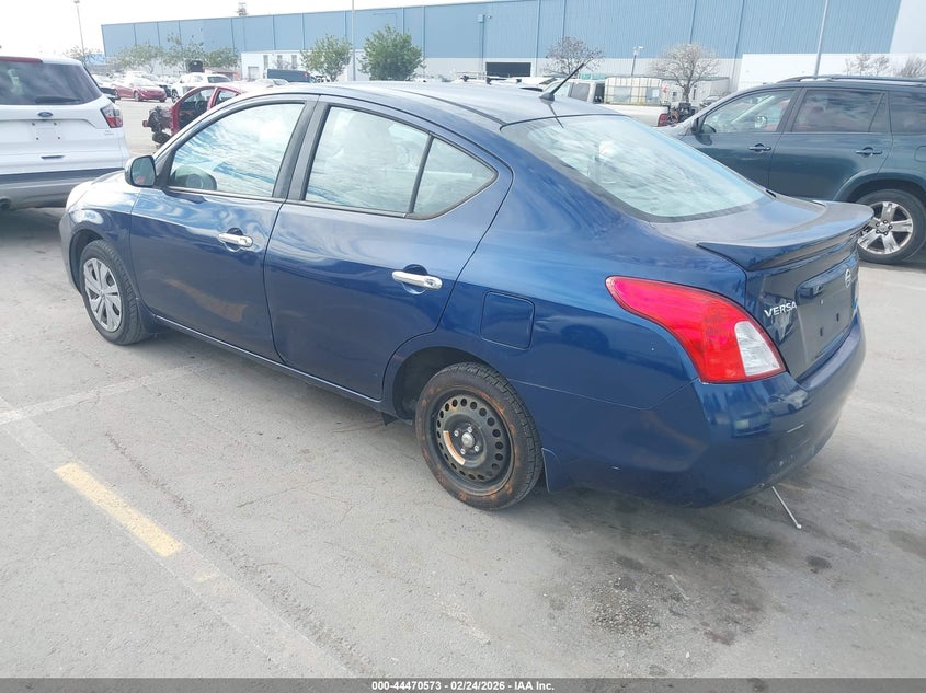2014 Nissan Versa 1.6 Sv