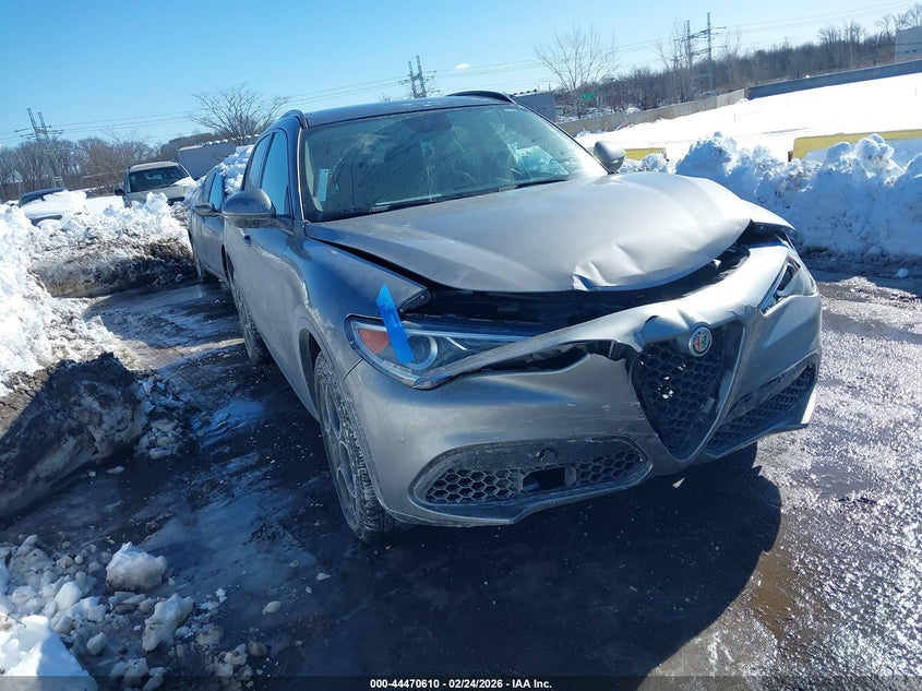 2019 Alfa Romeo Stelvio Sport Awd