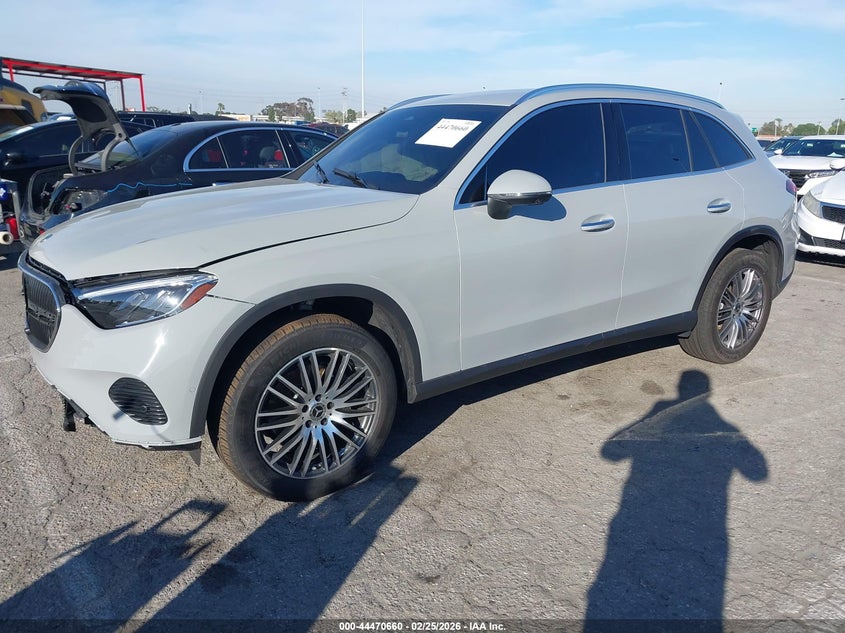 2025 Mercedes-Benz Glc 300 Suv