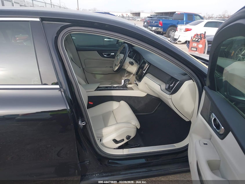 2020 Volvo S60 T5 Inscription