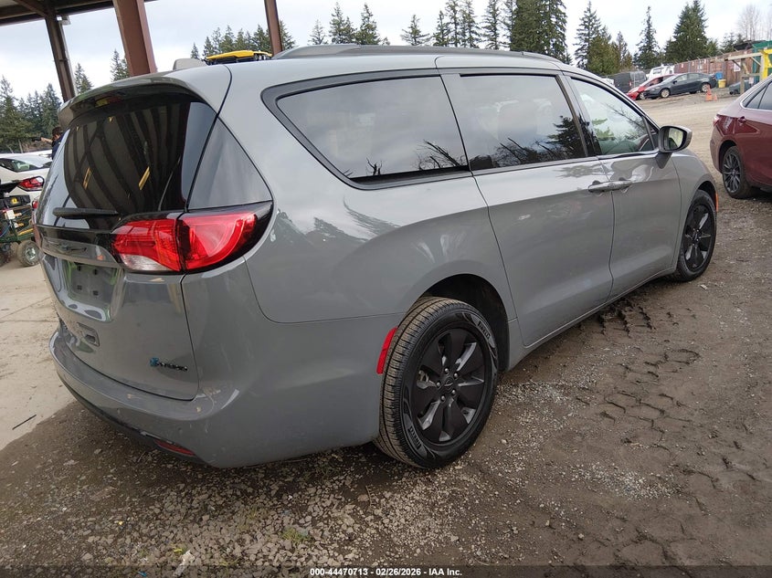2020 Chrysler Pacifica Hybrid Limited