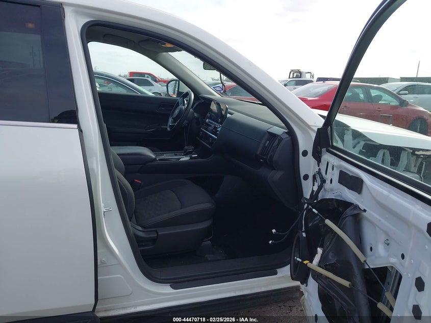 2023 Nissan Pathfinder Sv 4Wd