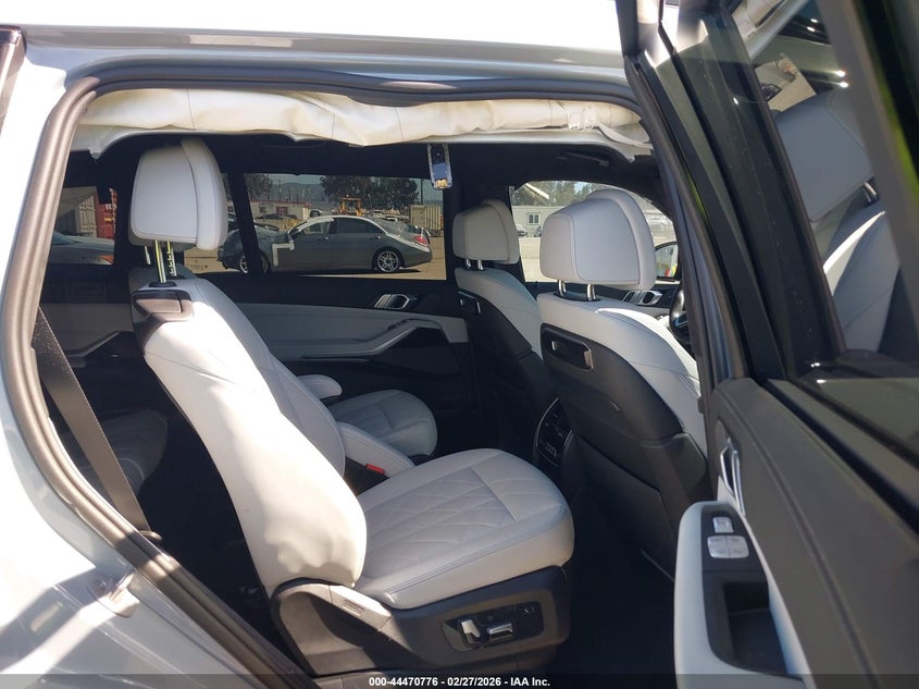 2025 BMW X7 xDrive40I VIN: 5UX23EM05S9X64950 Lot: 44470776