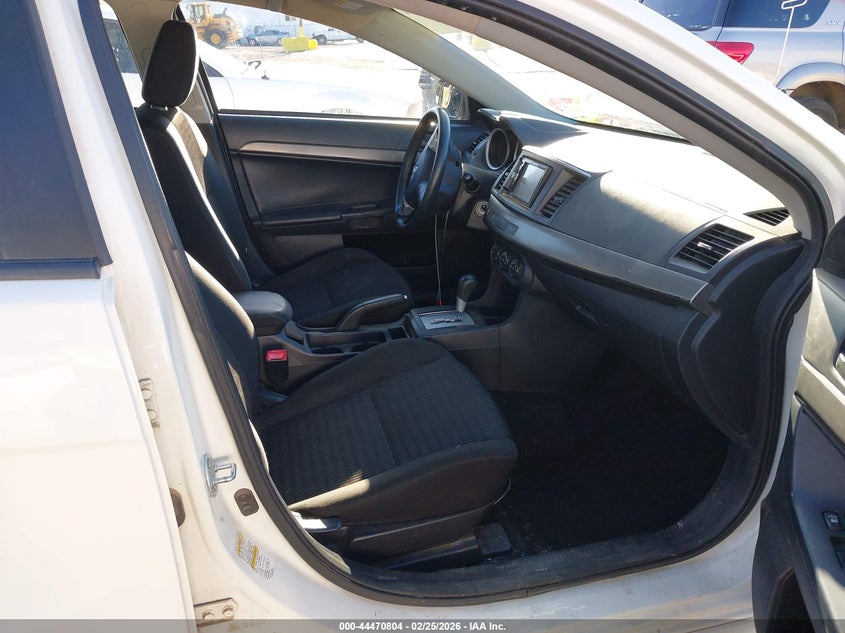 2013 Mitsubishi Lancer Es