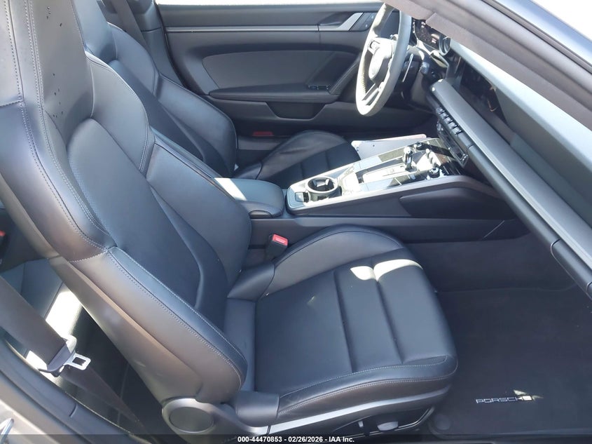 2022 Porsche 911 Carrera/Carrera 4