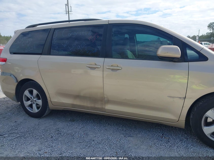 2012 Toyota Sienna 3.5 Le V6 8 Passenger gold Lot 111044471150 Vin 5TDKK3DC5CS233592