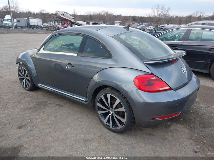2014 Volkswagen Beetle 2.0T R-Line