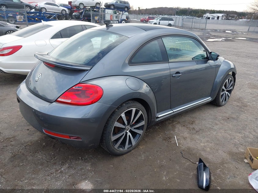 2014 Volkswagen Beetle 2.0T R-Line
