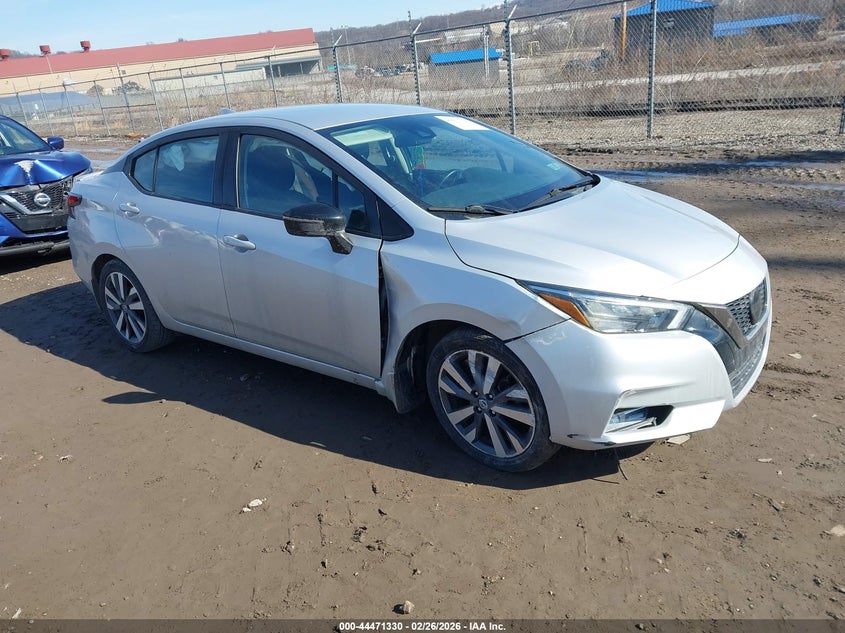 2020 Nissan Versa Sr Xtronic Cvt