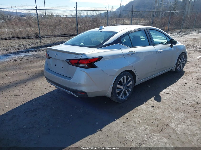 2020 Nissan Versa Sr Xtronic Cvt