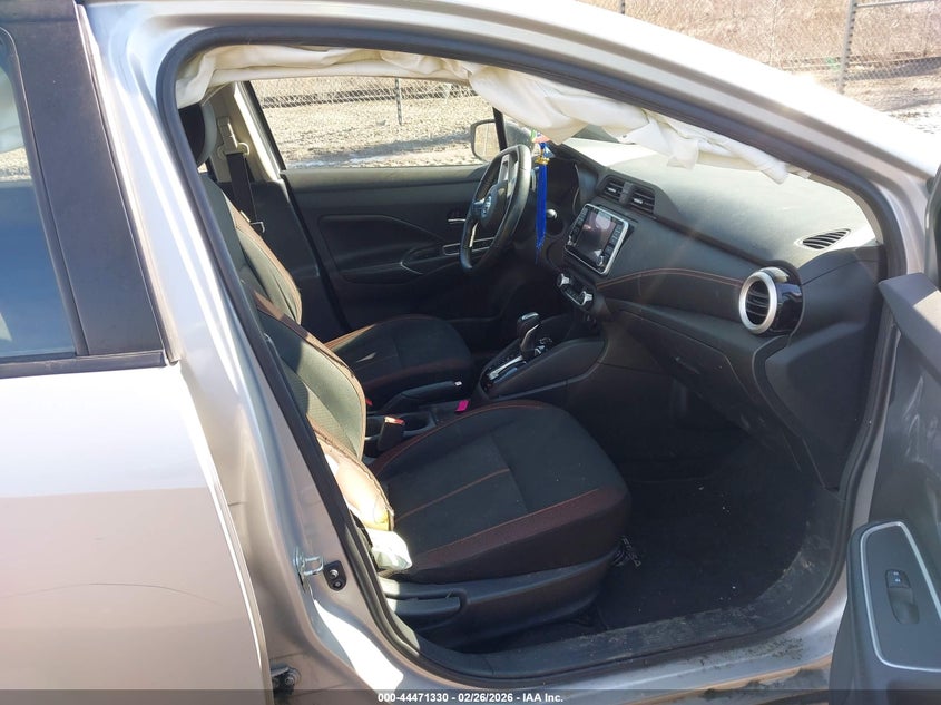 2020 Nissan Versa Sr Xtronic Cvt