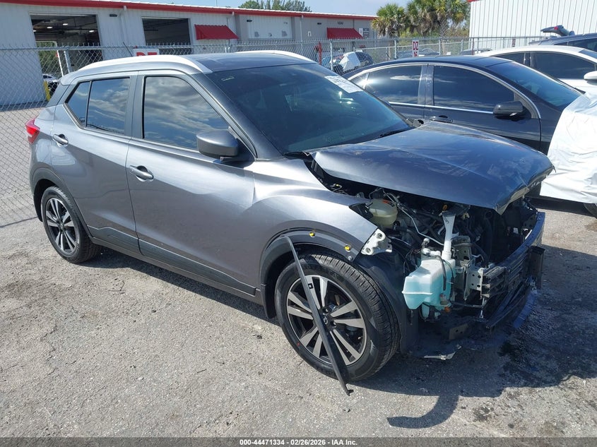 2020 Nissan Kicks Sv Xtronic Cvt