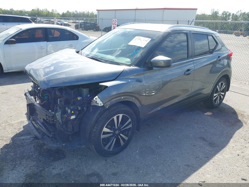 2020 Nissan Kicks Sv Xtronic Cvt