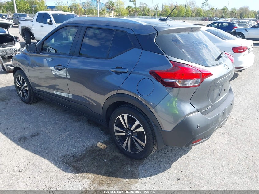 2020 Nissan Kicks Sv Xtronic Cvt