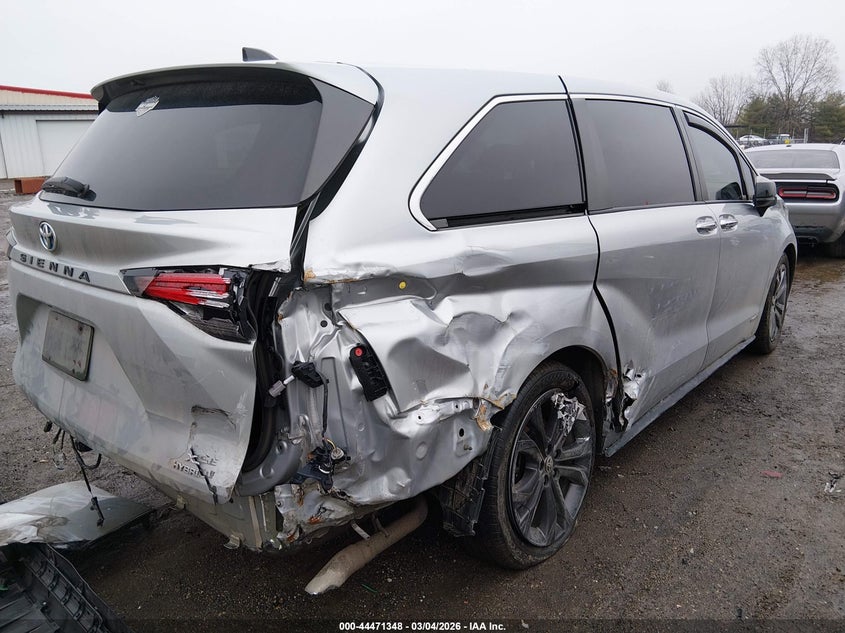 2021 Toyota Sienna Xse