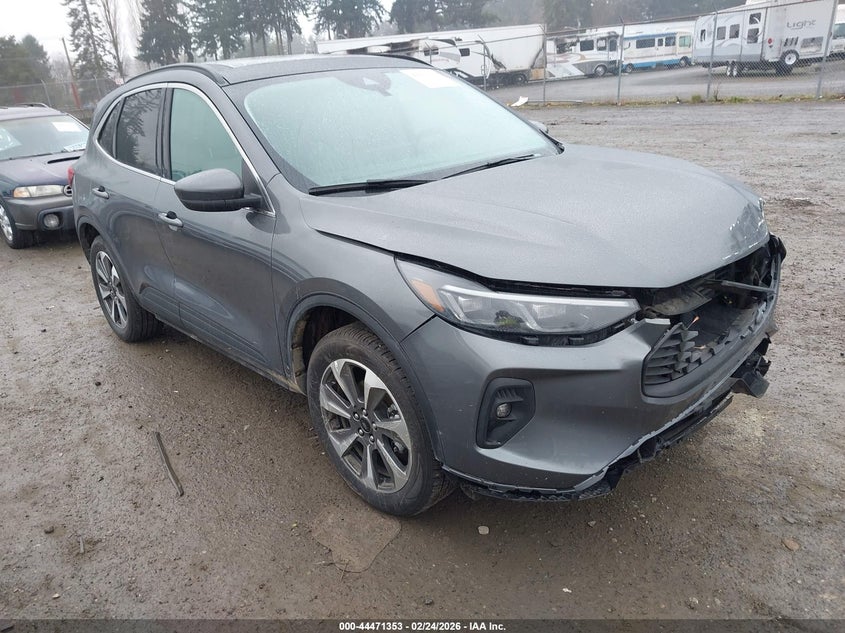 2025 Ford Escape Platinum