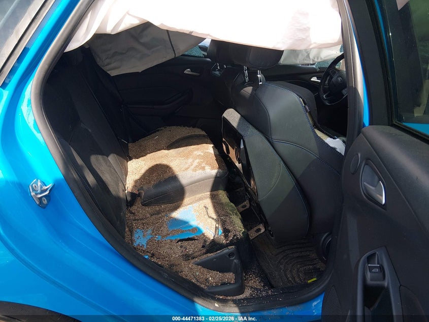 2017 Ford Focus Rs VIN: WF0DP3TH8H4120842 Lot: 44471383