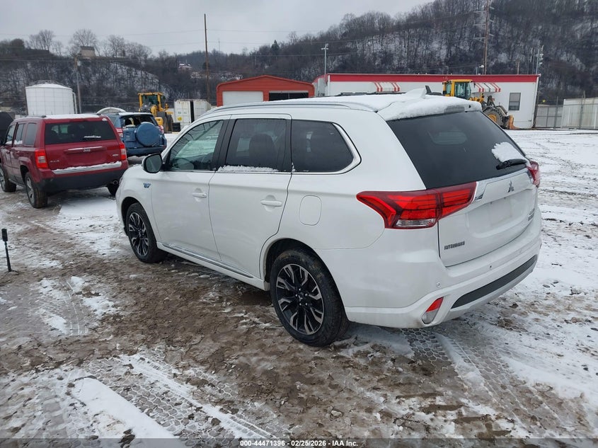 Vin: ja4j24a52jz030415, lot: 44968073, mitsubishi outlander phev sel 20183