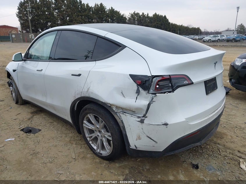 2022 Tesla Model Y Long Range Dual Motor All-Wheel Drive