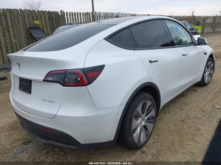 2022 Tesla Model Y Long Range Dual Motor All-Wheel Drive