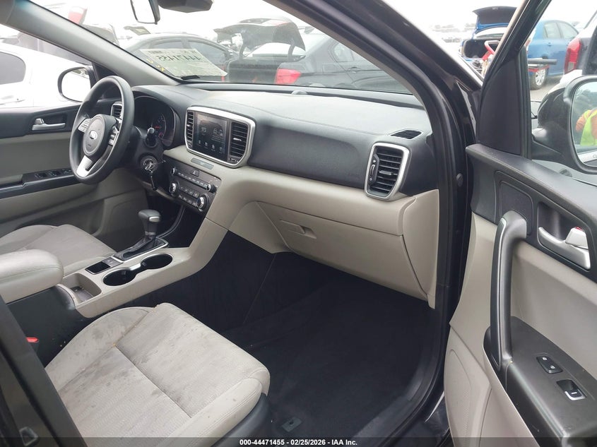 VIN KNDPM3AC0L7686730 2020 KIA SPORTAGE LX