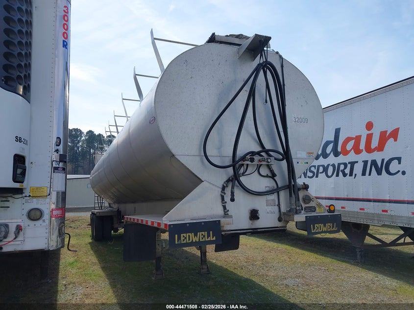 2020 Ledwell Feed Trailer Lw38Aa