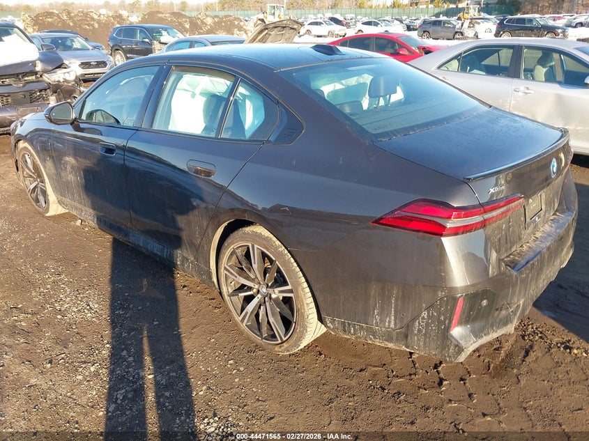 2025 BMW 550E xDrive