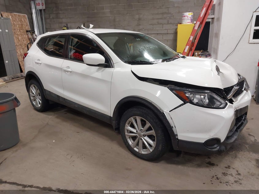 2017 Nissan Rogue Sport S