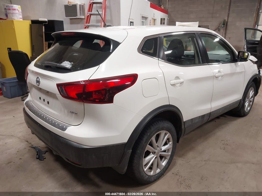 2017 Nissan Rogue Sport S