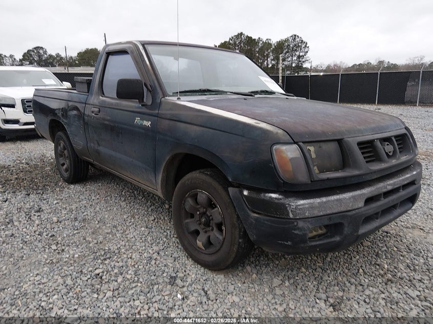 1998 Nissan Frontier Standard/Xe