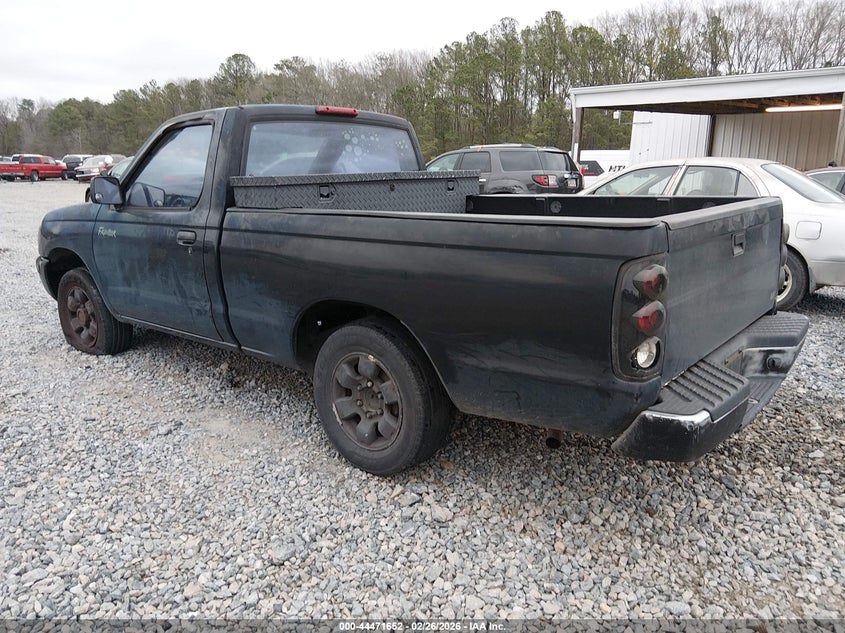 1998 Nissan Frontier Standard/Xe