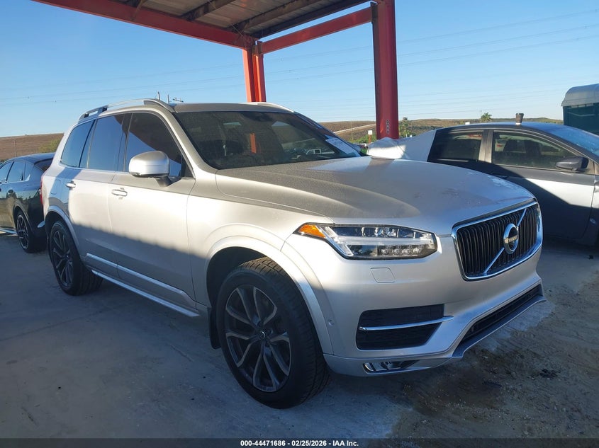 2017 Volvo Xc90 T6 Momentum