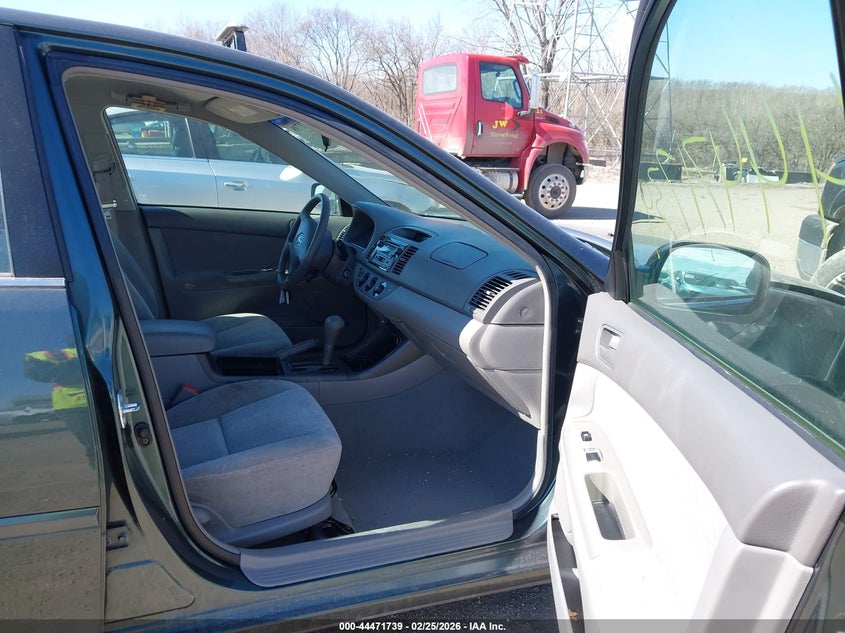 2003 Toyota Camry Le V6