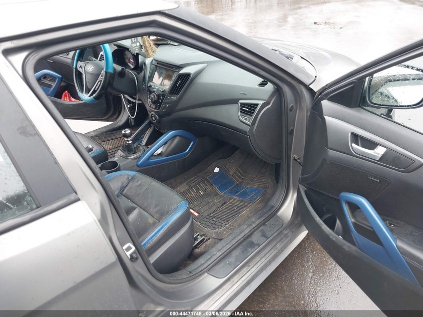 2014 Hyundai Veloster Turbo W/Blue