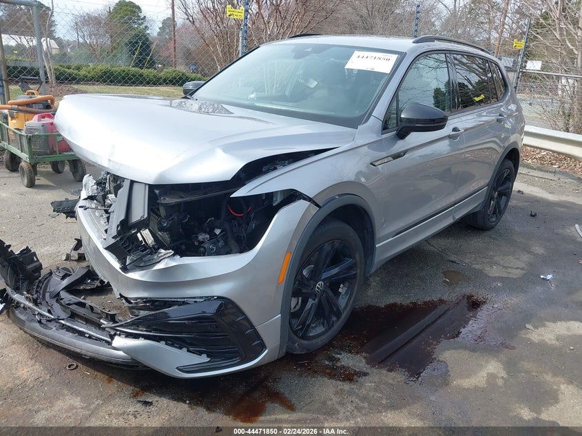 2024 Volkswagen Tiguan 2.0T Se R-Line Black