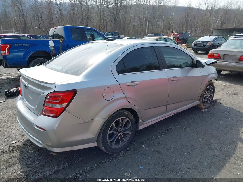 2020 Chevrolet Sonic Fwd Lt